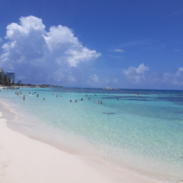 ¡Mamá en el Caribe! Relax y Sol en San Andrés. ¡Mamá en el Caribe! Relax y Sol en San Andrés.
